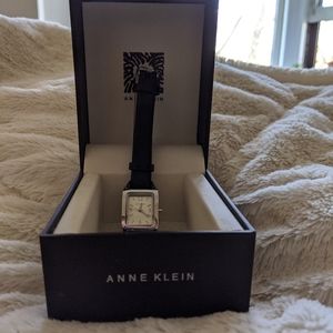 Women's petite square watch